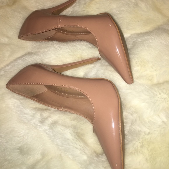 NUDE PUMPS - Picture 2 of 4
